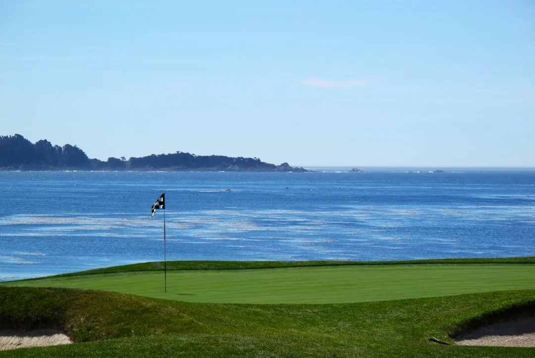 California golf course on a sunny day
